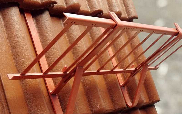 Снег/ль решетчатый для ц/п черепицы, 2,5м